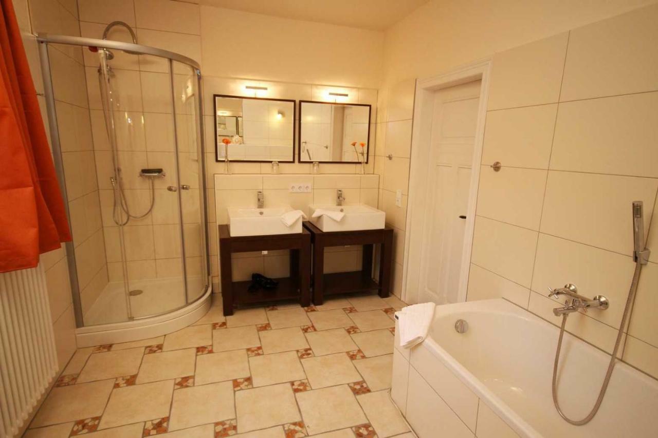Strandvilla Rheingold - Ferienwohnung Da Vinci เกอเรน ภายนอก รูปภาพ